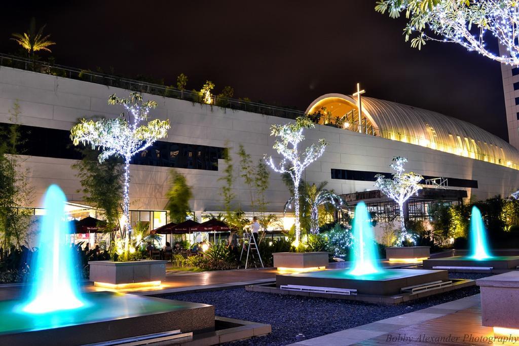 Avant Apartments At The Fort Manila Exterior photo